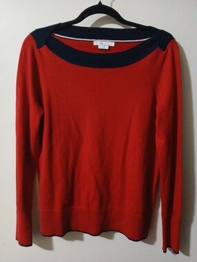 Borden Women's Red Sweater with Navy Trim  size Small